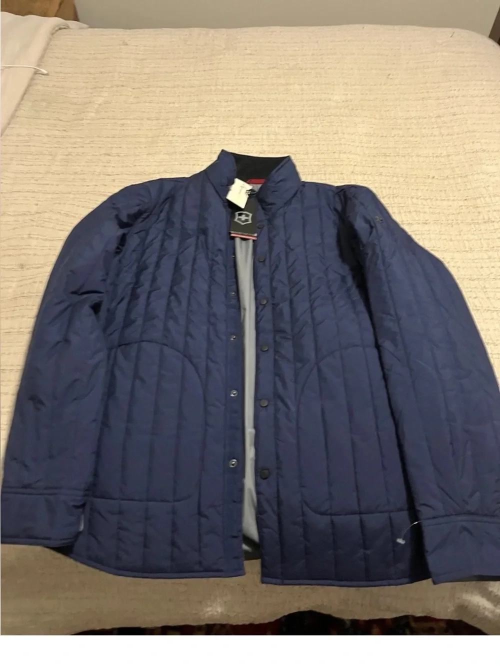 VICTORINOX Men’s XXL Blue Quilted Snap Front Jacket NWT - MSRP $250
